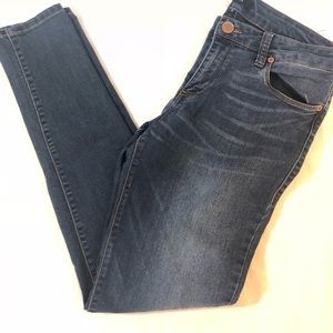 Stretchy skinny jeans